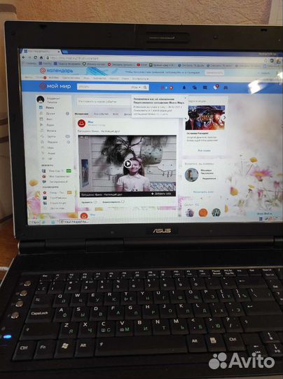 Ноутбук asus