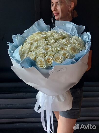 Букет цветов роз 51 роза