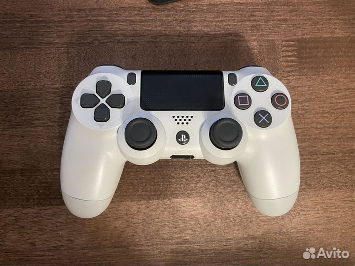 Геймпад dualshock 4