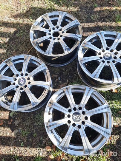 Продам диски универсальной пятиболтовой сверловки