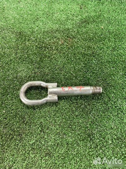 Буксировочный крюк мазда сх-7