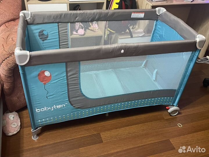 Манеж кровать с матрасом