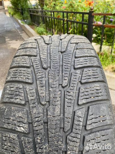 Nokian Tyres Hakkapeliitta R SUV 235/55 R19