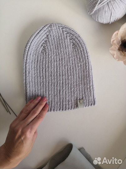 Шапка новая, ручная вязка