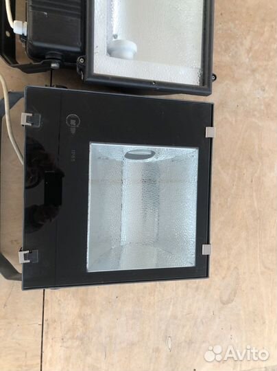 Уличные прожекторы