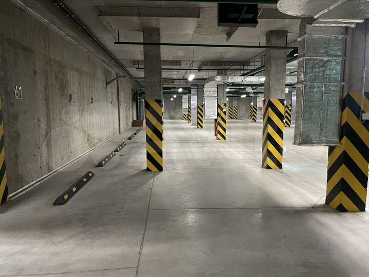 Машиноместо, 15 м²