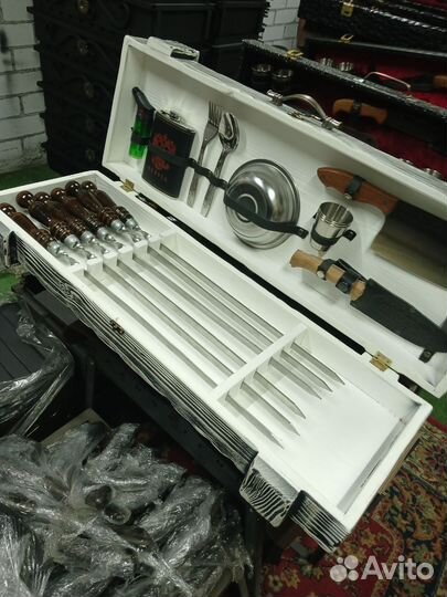 Подарочный набор в деревянном кейсе