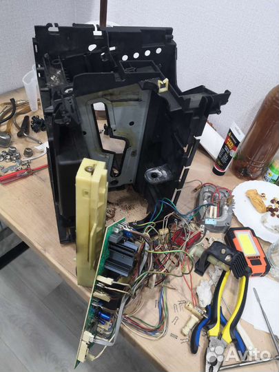 Кофемашина delonghi esam 4000