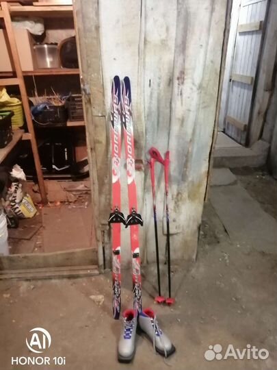 Беговые лыжи