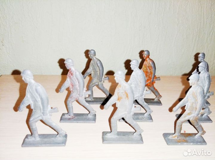 Солдатики оловянные пехота пехотинец 1970-1990 год