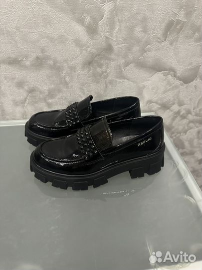 Лоферы женские 39 размер