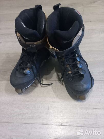 Роликовые коньки Соломон Роб Томпсон