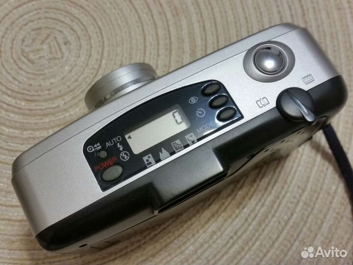 Fujifilm Zoom 70 пленочный фотоаппарат