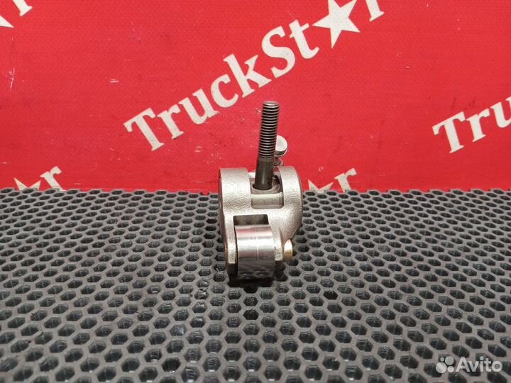 Рокер впускного клапана 2023г. Foton Auman