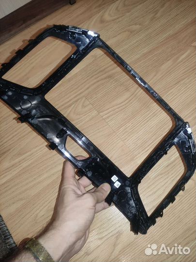 Рамка магнитолы Hyundai Creta новая