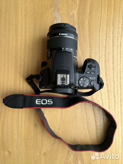 Новый Зеркальный Фотоаппарат Canon EOS250d