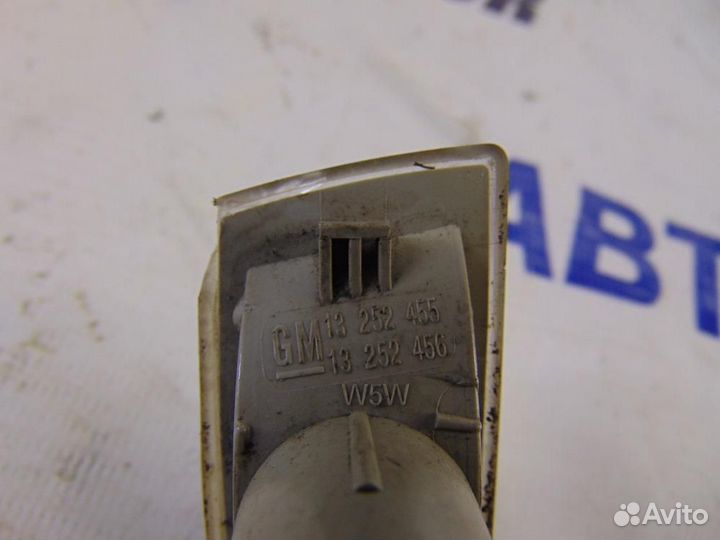 Повторитель на крыло для Opel Astra H 3 2004-2014г