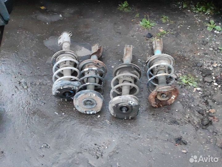 Переднее стойки рено лагуна 1