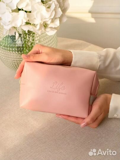 Косметичка новая для косметики