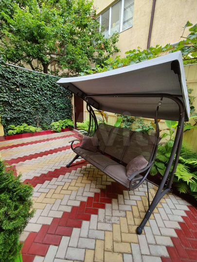 Комната 45 м² в 2-к., 1/2 эт.