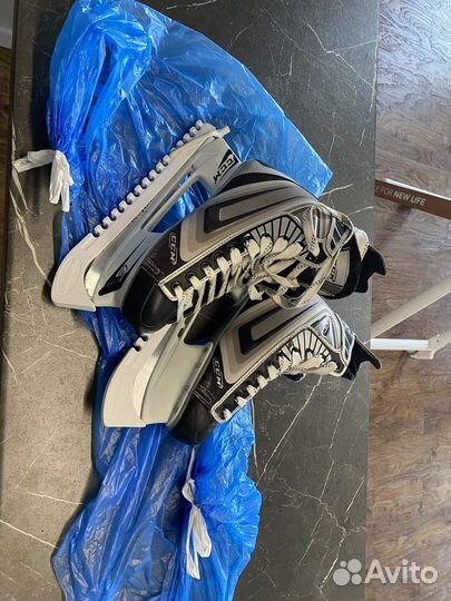 Коньки хоккейные CCM 41 размер