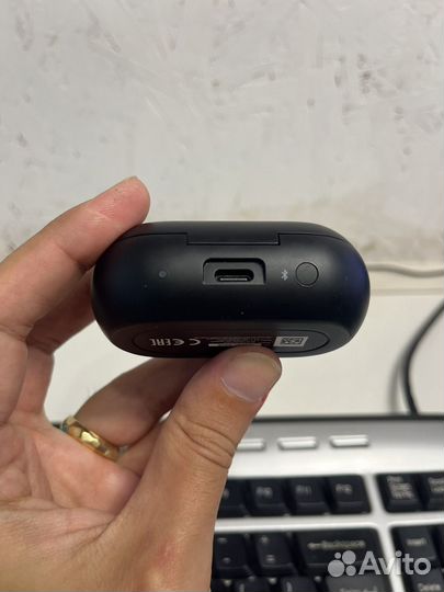 Samsung gear iconx кейс