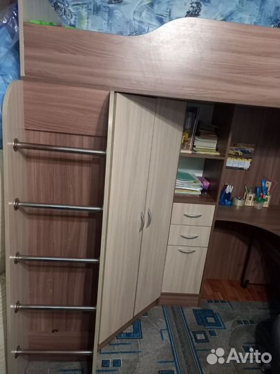 Двухъярусная кровать бу