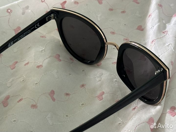 Солнцезащитные очки женские