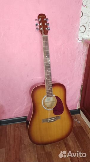 Акустическая гитара