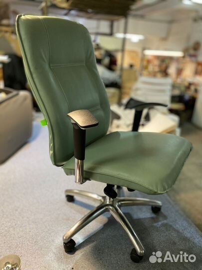 Компьютерное кресло