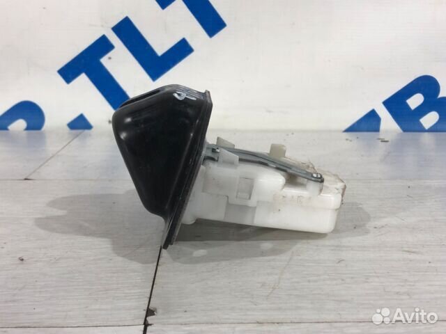 Замок багажника nissan juke 1.6 мт