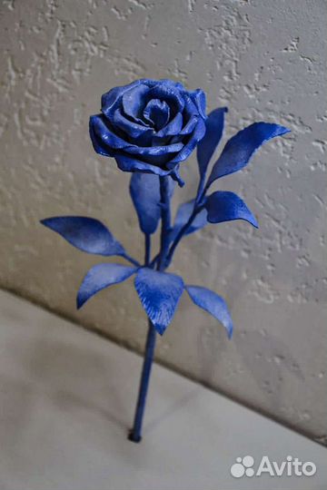 Роза кованая