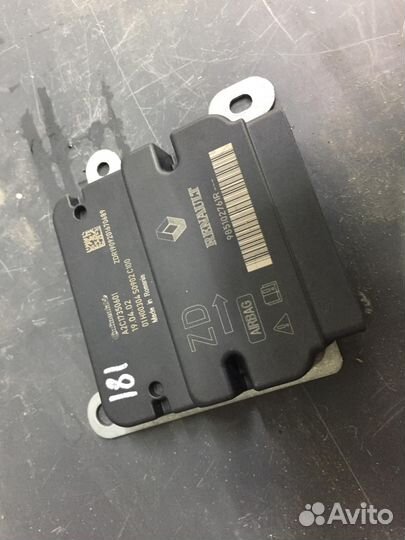 Эбу подушек безопасности Рено Логан