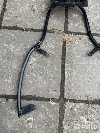 Кофр, крепление для кофра на Sym 400 I