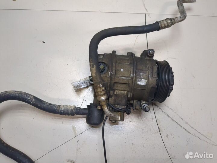 Компрессор кондиционера Mercedes C W203, 2001