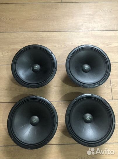 Динамики в авто
