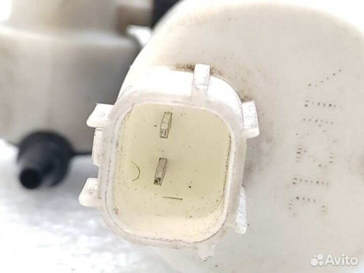 Насос стеклоомывателя Volvo S60 2 D4204T 2011