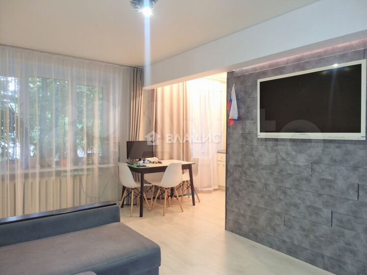 2-к. квартира, 42,2 м², 1/4 эт.