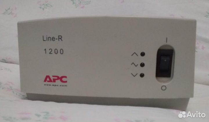 Стабилизатор напряжения; понижающий трансформатор