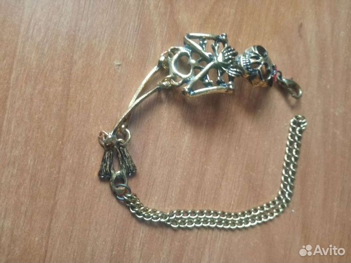 Браслет на руку