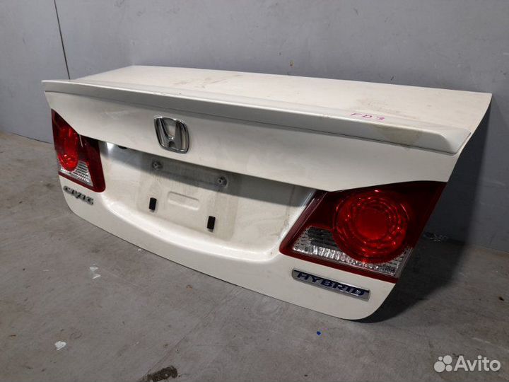 Крышка багажника Honda Civic 4D
