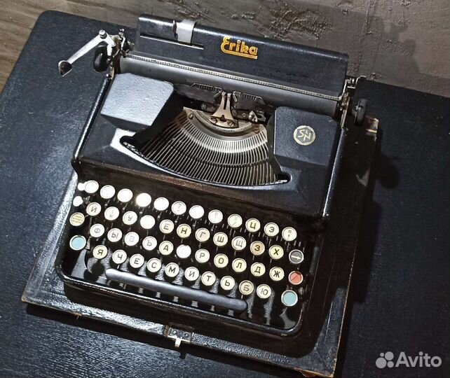 Печатная пишущая машинка Erika