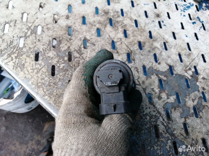 Клапан EGR Opel Zafira B Astra H Meriva Vectra C