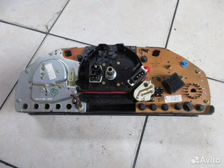 Щиток приборов w124 E-class 103