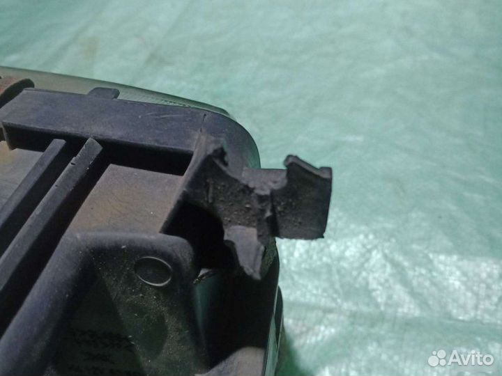 Фара передняя правая Volkswagen Passat B3