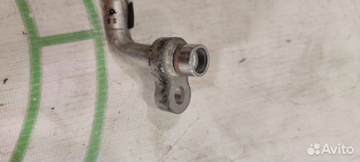 Трубка кондиционера Nissan Juke F15E HR16DE 2012