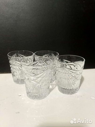 Хрустальные стаканы