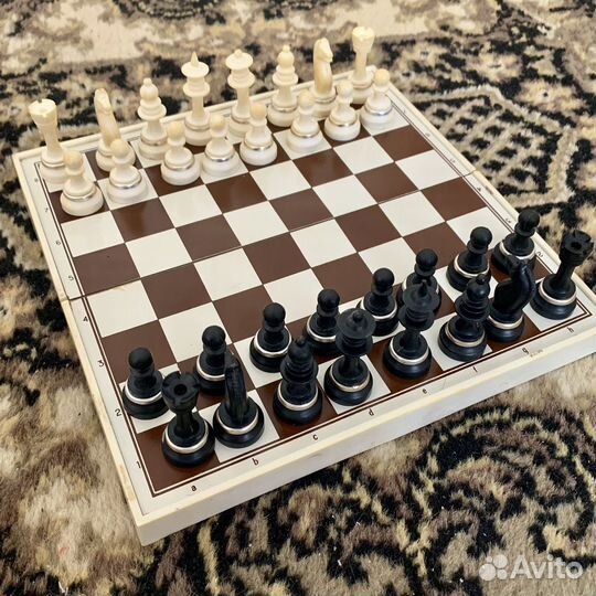 Шахматы магнитные сувенирные СССР