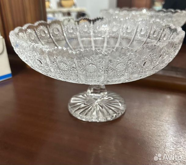 Ваза для фруктов на ножке хрусталь