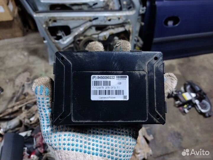 Блок эра глонасс Лада Ларгус Кросс